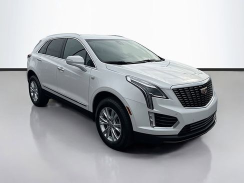 New 2025 Cadillac XT5 Luxury w/ LPO, Floor Liner Package image 3