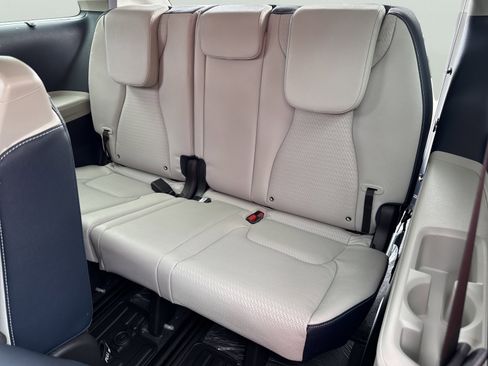 New 2026 Kia Carnival SX Prestige FWD image 19