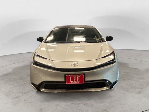 New 2026 Toyota Prius Plug-In Hybrid image 8