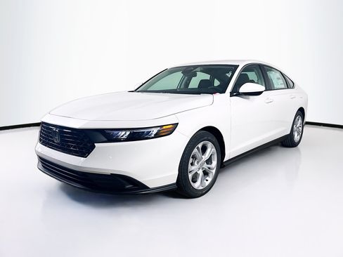 New 2026 Honda Accord LX image 4