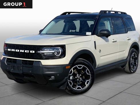 Certified 2025 Ford Bronco Sport Outer Banks w/ Outer Banks Tech Package+ image 1