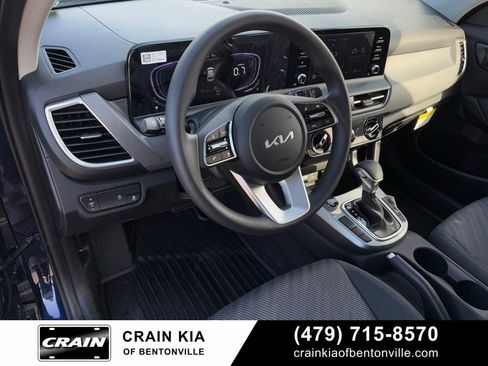 New 2026 Kia Seltos LX FWD image 9