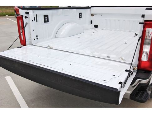 Used 2024 Ford F250 XLT w/ FX4 Off-Road Package image 31