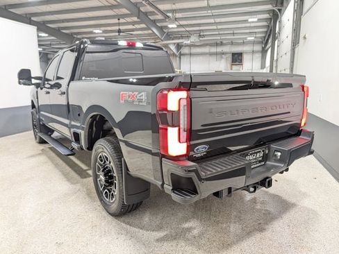 Used 2025 Ford F250 Platinum image 5