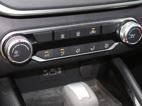 Used 2021 Nissan Altima 2.5 SV image 22