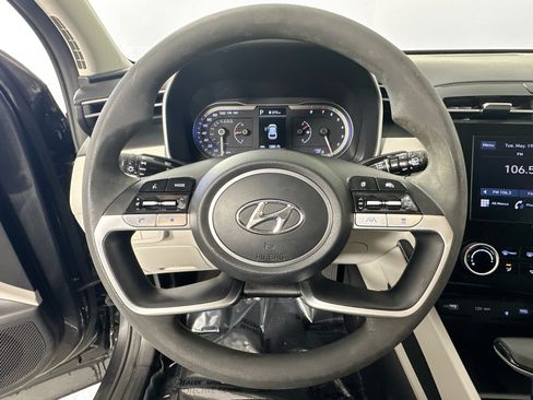 Used 2023 Hyundai Tucson SEL FWD image 11