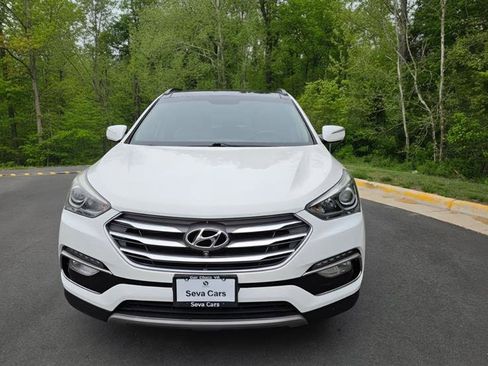 Used 2018 Hyundai Santa Fe Sport w/ 2.4L Tech Package 04 AWD/4WD image 10