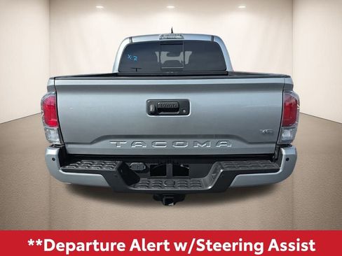 Used 2023 Toyota Tacoma TRD Off-Road w/ TRD Premium Off Road Package image 9