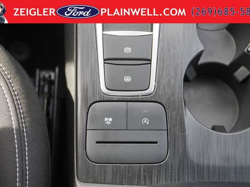 Used 2024 Ford Escape Active AWD/4WD image 21