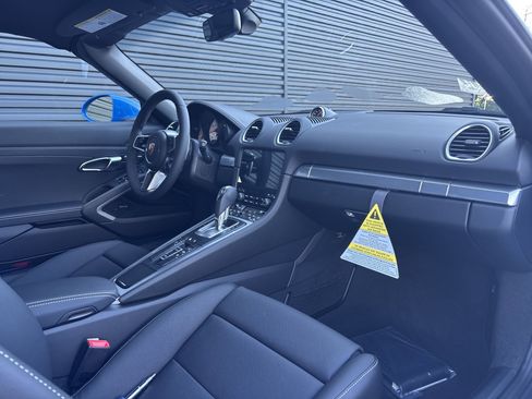 New 2025 Porsche 718 Boxster Premium Package image 13