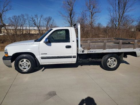Used 2002 Chevrolet Silverado 1500 LS image 8