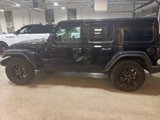 Used 2025 Jeep Wrangler Unlimited Sahara w/ Safety Group video 1