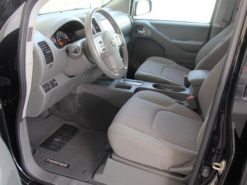 Used 2019 Nissan Frontier SV w/ Value Truck Package RWD image 20