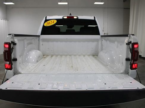 Used 2024 RAM 1500 Laramie image 14
