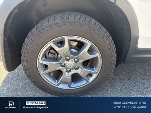 Used 2025 Honda Passport TrailSport image 5