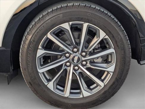Used 2024 Cadillac Lyriq Sport AWD/4WD image 23