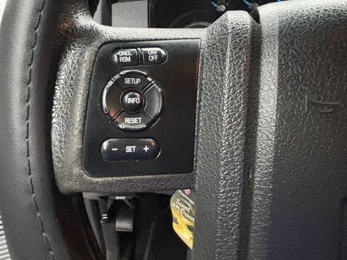 Used 2011 Ford F250 XLT w/ XLT Interior Pkg AWD/4WD image 19