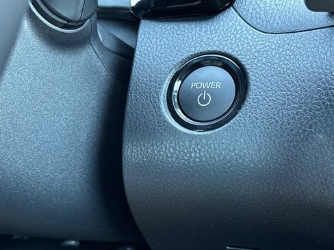 Certified 2026 Toyota Camry Hybrid w/ Convenience Package FWD image 21