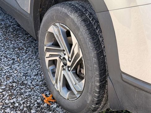 Used 2023 Hyundai Santa Fe SEL image 24