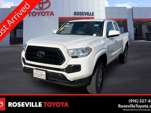 Used 2023 Toyota Tacoma SR AWD/4WD image 1