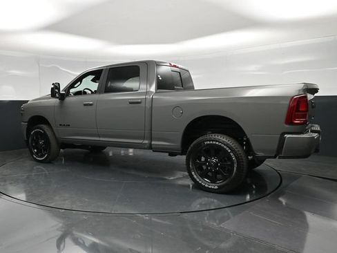 New 2026 RAM 2500 Laramie AWD/4WD image 8