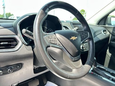 Used 2020 Chevrolet Equinox LT FWD image 33