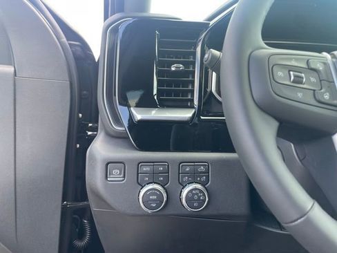 New 2026 GMC Sierra 1500 SLT w/ SLT Premium Plus Package image 18