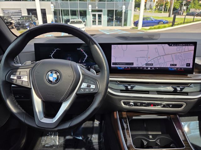 Used 2025 BMW X5 xDrive40i w/ Climate Comfort Package AWD/4WD image 13