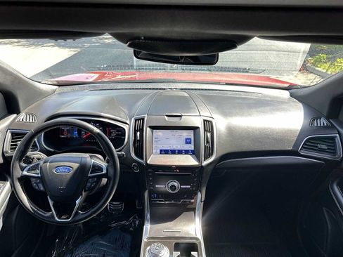 Used 2019 Ford Edge ST w/ Equipment Group 401A AWD/4WD image 14