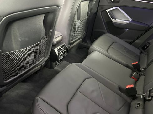 Used 2022 Audi Q3 2.0T Premium Plus image 11