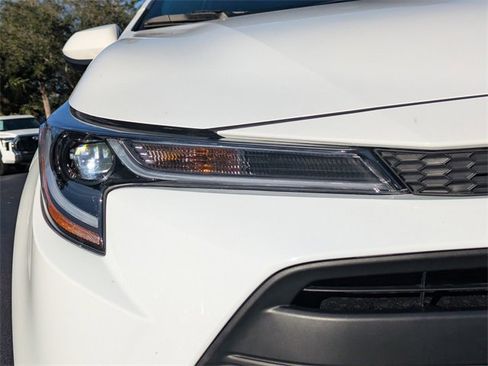 Used 2023 Toyota Corolla LE image 8
