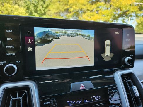Used 2023 Kia Sorento X-Line EX image 32