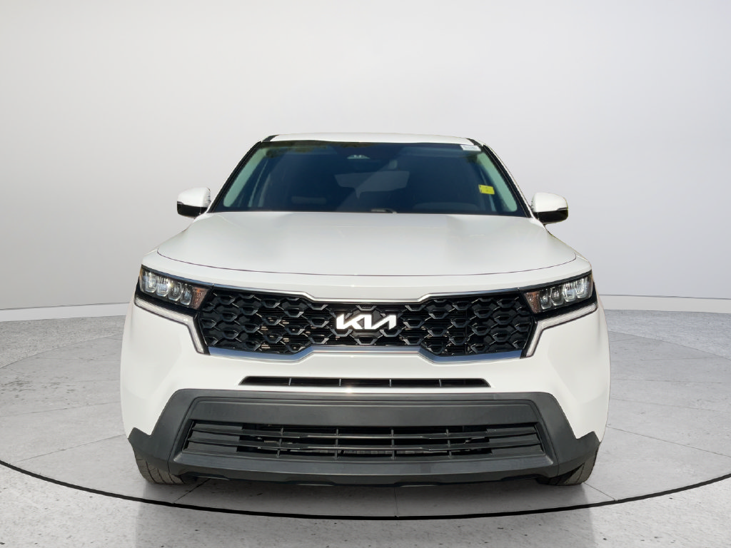 Used 2022 Kia Sorento LX FWD image 3