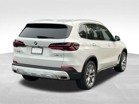 New 2026 BMW X5 xDrive40i AWD/4WD image 4