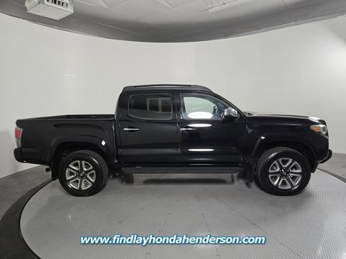 Used 2017 Toyota Tacoma Limited w/ Tow Package AWD/4WD image 7