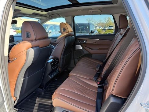 Certified 2026 Acura MDX SH-AWD w/ Advance Package image 7