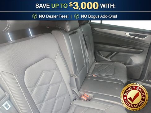 Used 2024 Volkswagen Atlas Cross Sport SE FWD image 23