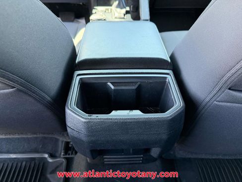 Certified 2025 Toyota Tacoma SR5 AWD/4WD image 21