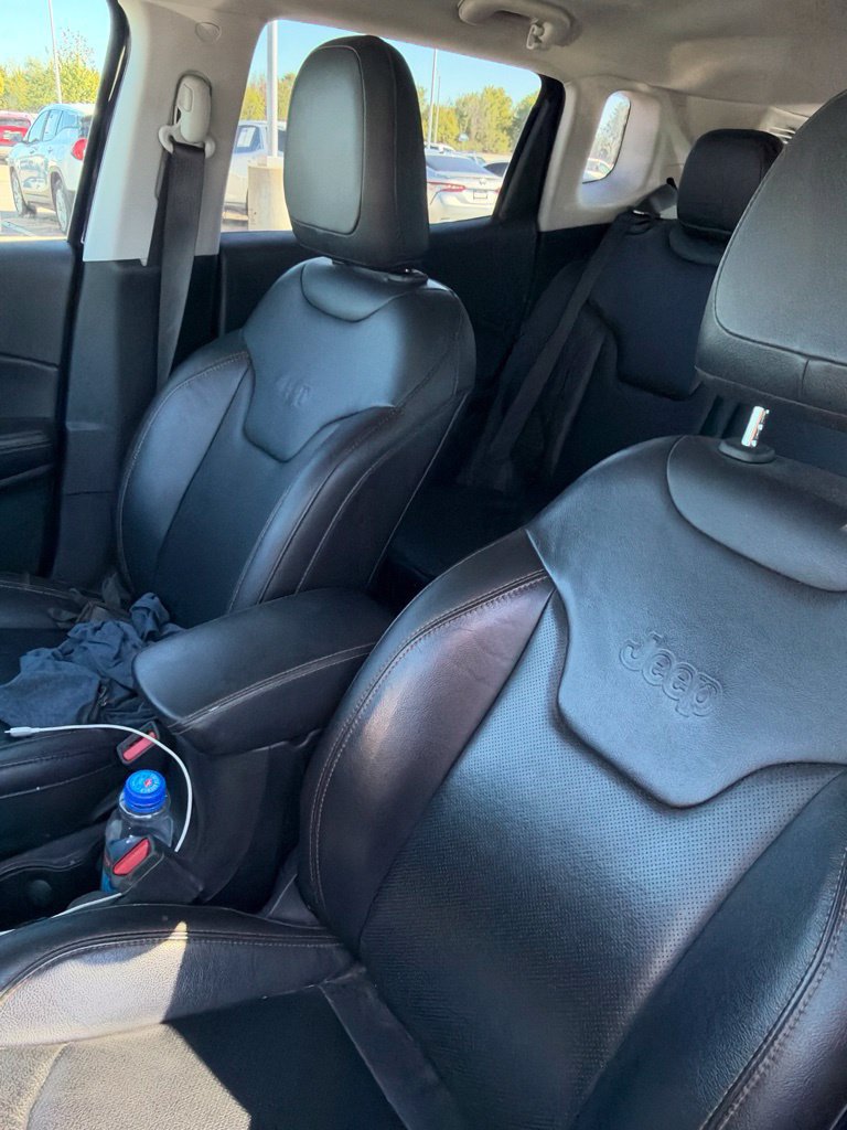 Used 2021 Jeep Compass Limited w/ Elite Interior Group AWD/4WD image 8