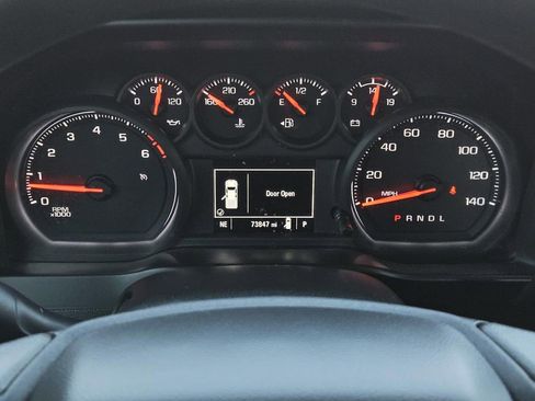 Certified 2020 Chevrolet Silverado 1500 Custom w/ Custom Value Package image 17