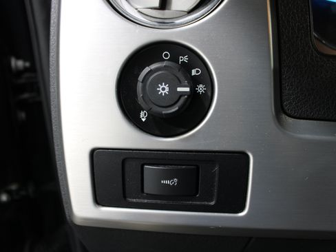 Used 2013 Ford F150 Platinum AWD/4WD image 8
