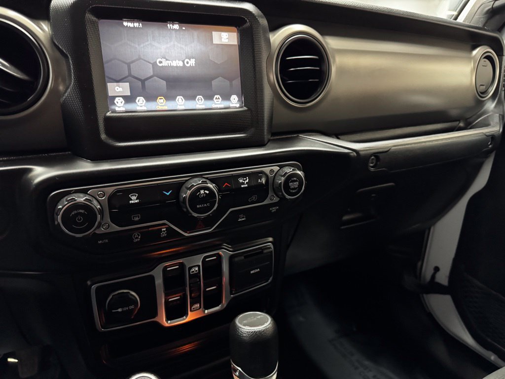 Used 2022 Jeep Gladiator Sport AWD/4WD image 24