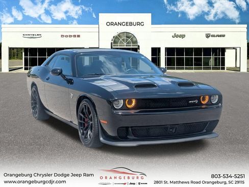 Used 2023 Dodge Challenger SRT Hellcat w/ Driver Convenience Group RWD image 1