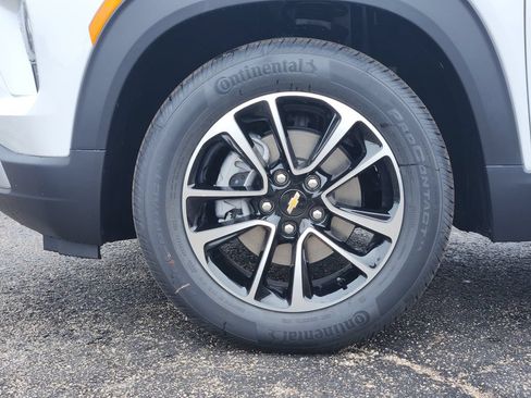 New 2026 Chevrolet TrailBlazer LT FWD image 8
