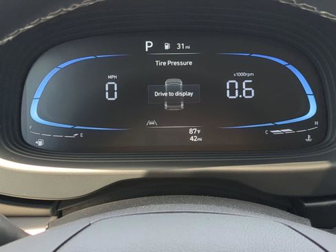 New 2025 Hyundai Venue SEL FWD image 26