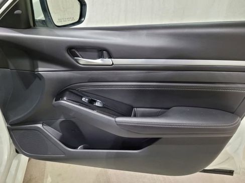 Used 2020 Nissan Altima 2.5 SV image 55