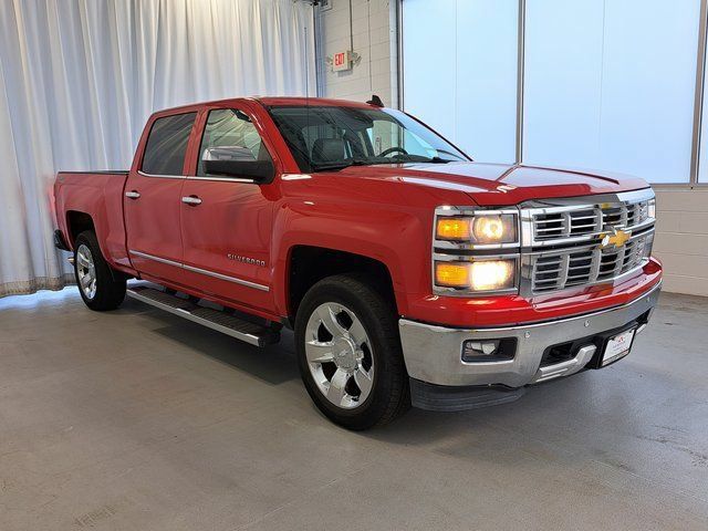 Used 2015 Chevrolet Silverado 1500 LTZ Z71 w/ LTZ Plus Package AWD/4WD image 4