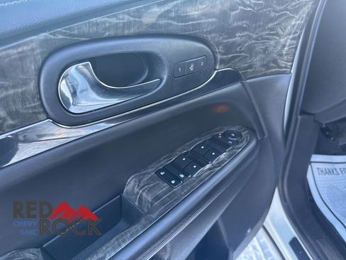 Used 2014 Buick Enclave Leather image 19