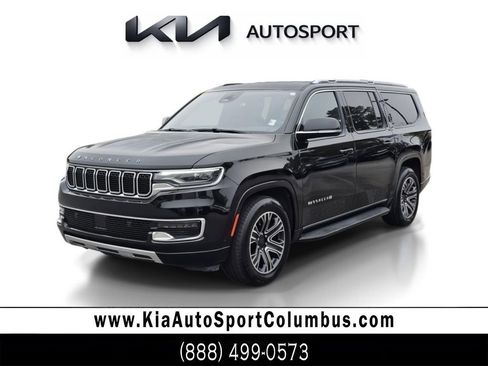 Used 2024 Jeep Wagoneer L Series II image 1