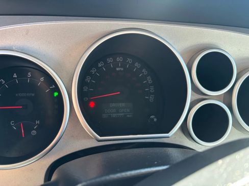 Used 2008 Toyota Sequoia Limited image 23